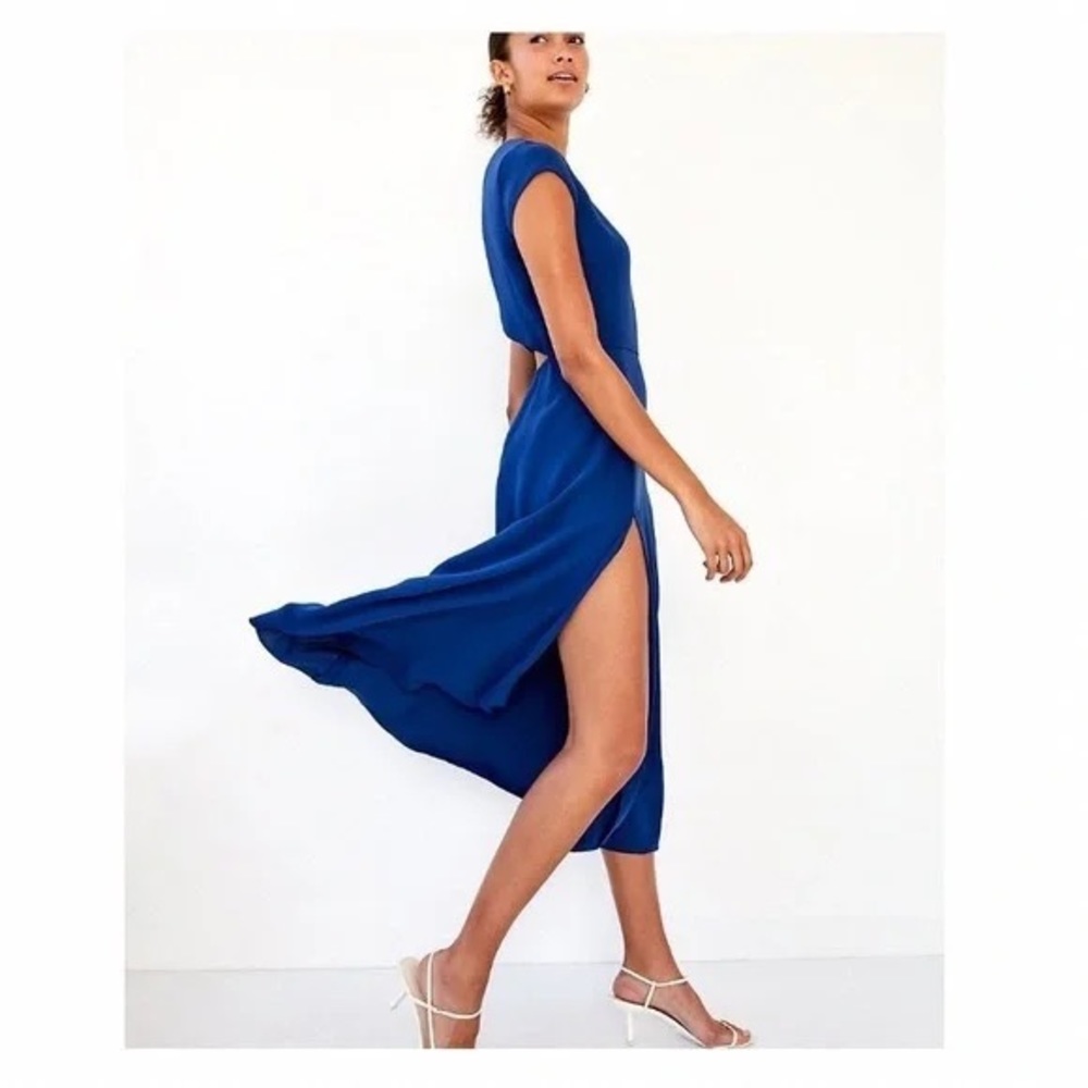 Babaton Aritzia Blue Hamptons Midi Dress